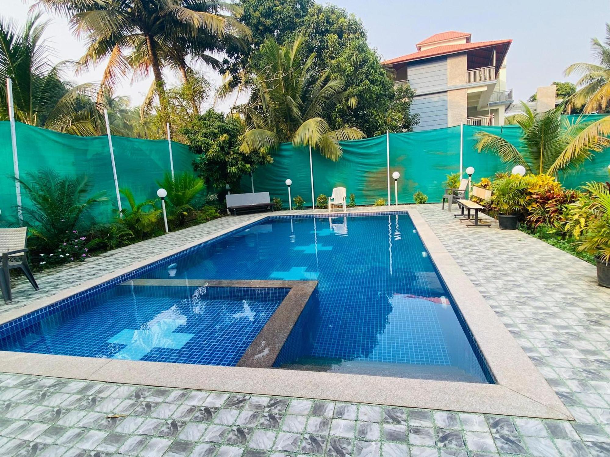 Humming Bird Beach Resorts Alībāg Eksteriør bilde