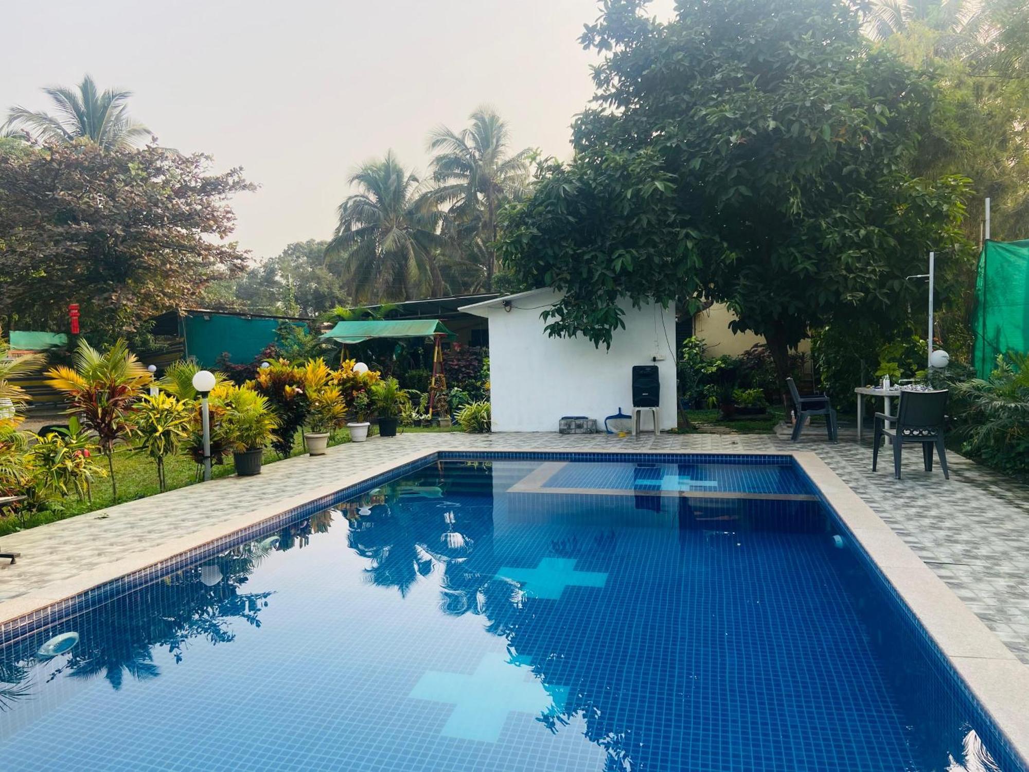 Humming Bird Beach Resorts Alībāg Eksteriør bilde