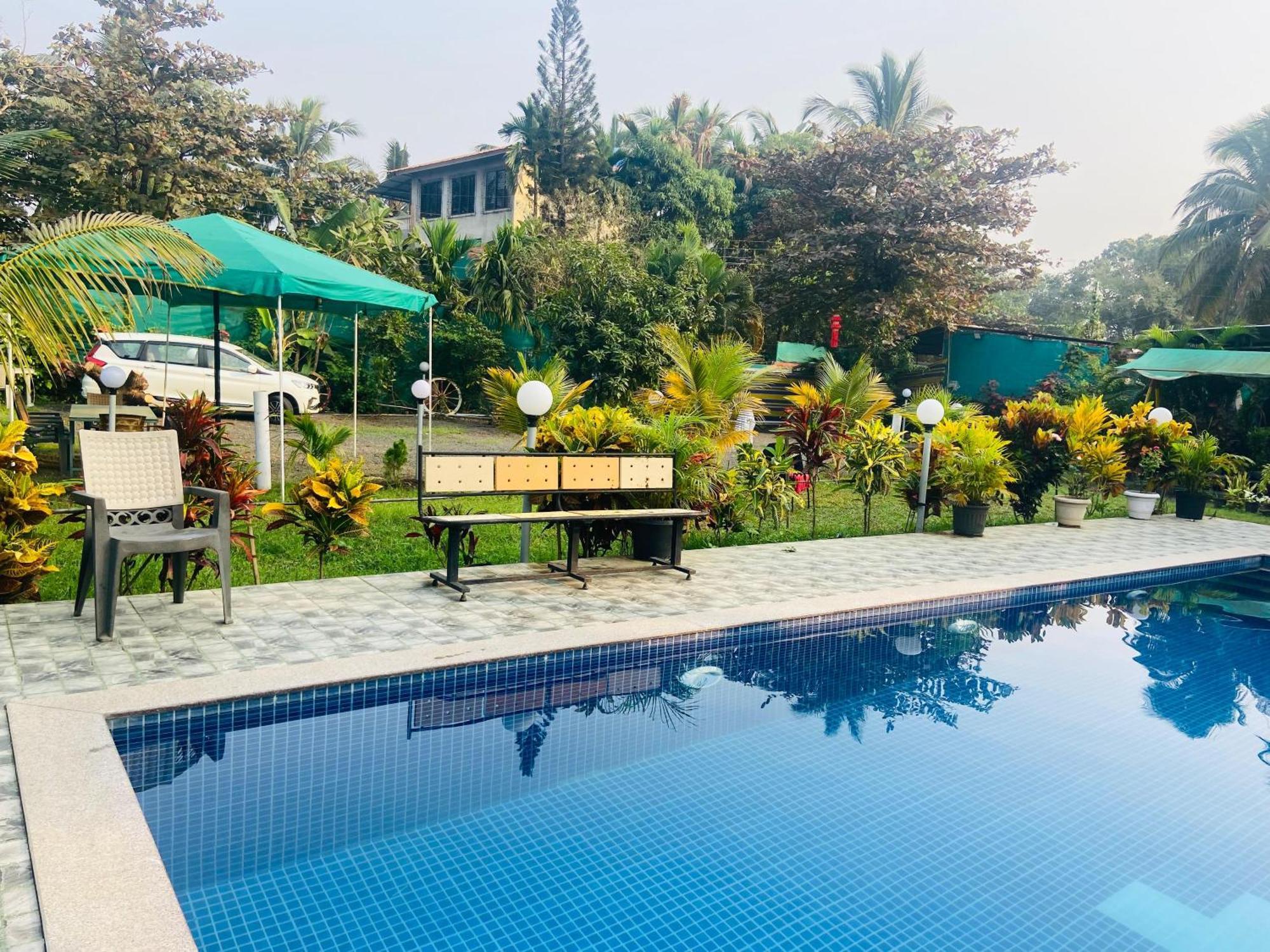 Humming Bird Beach Resorts Alībāg Eksteriør bilde