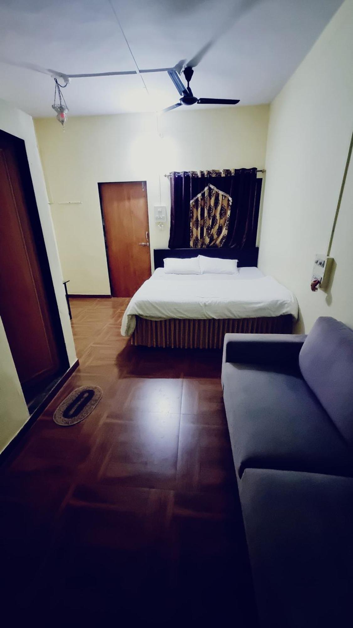 Humming Bird Beach Resorts Alībāg Eksteriør bilde